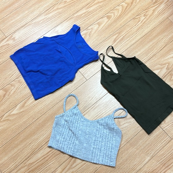 Lot of 3 tank top - Picture 3 of 8